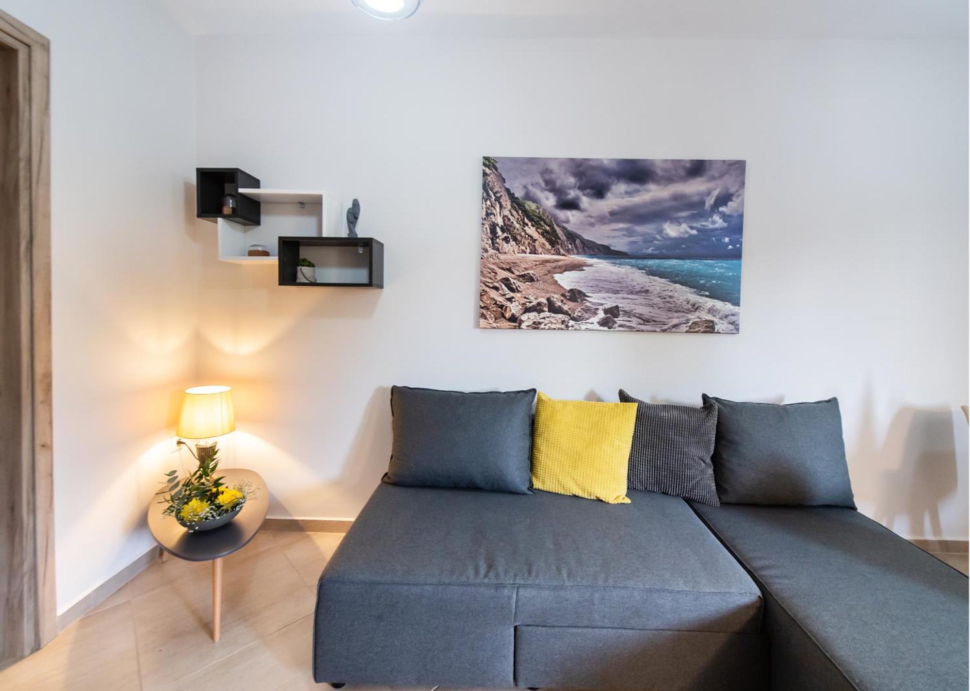 Ruellia Luxury Apartments Kalligoni Экстерьер фото